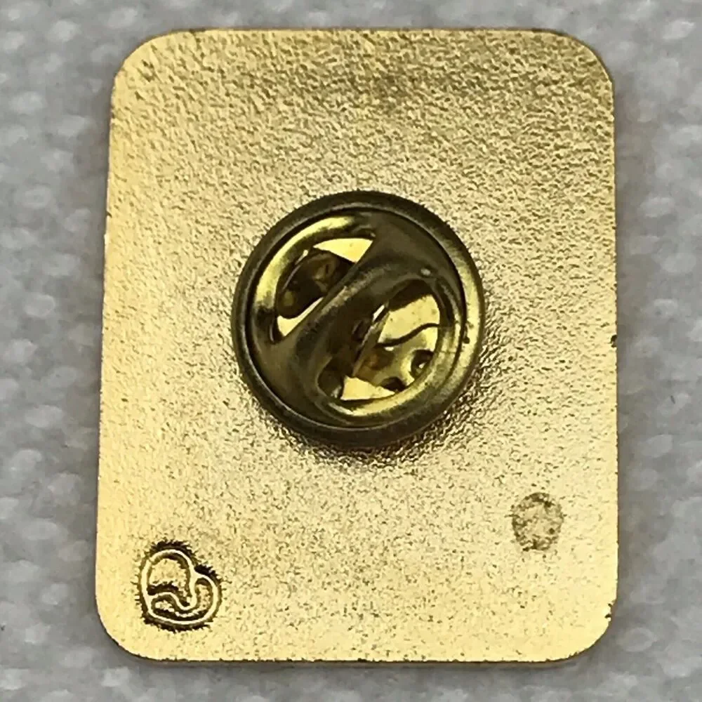 Gail's Harley Davidson 2004 Putt For Mutts Vintage Pin Button Pinback